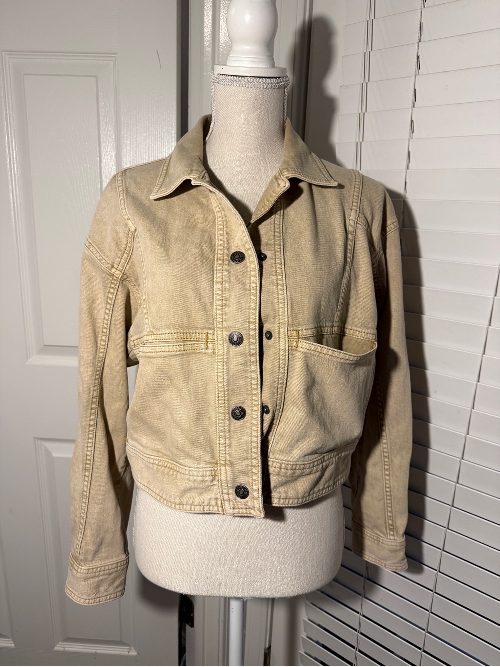 We The Free Light Beige Cropped Denim Jacket Star Crossed S